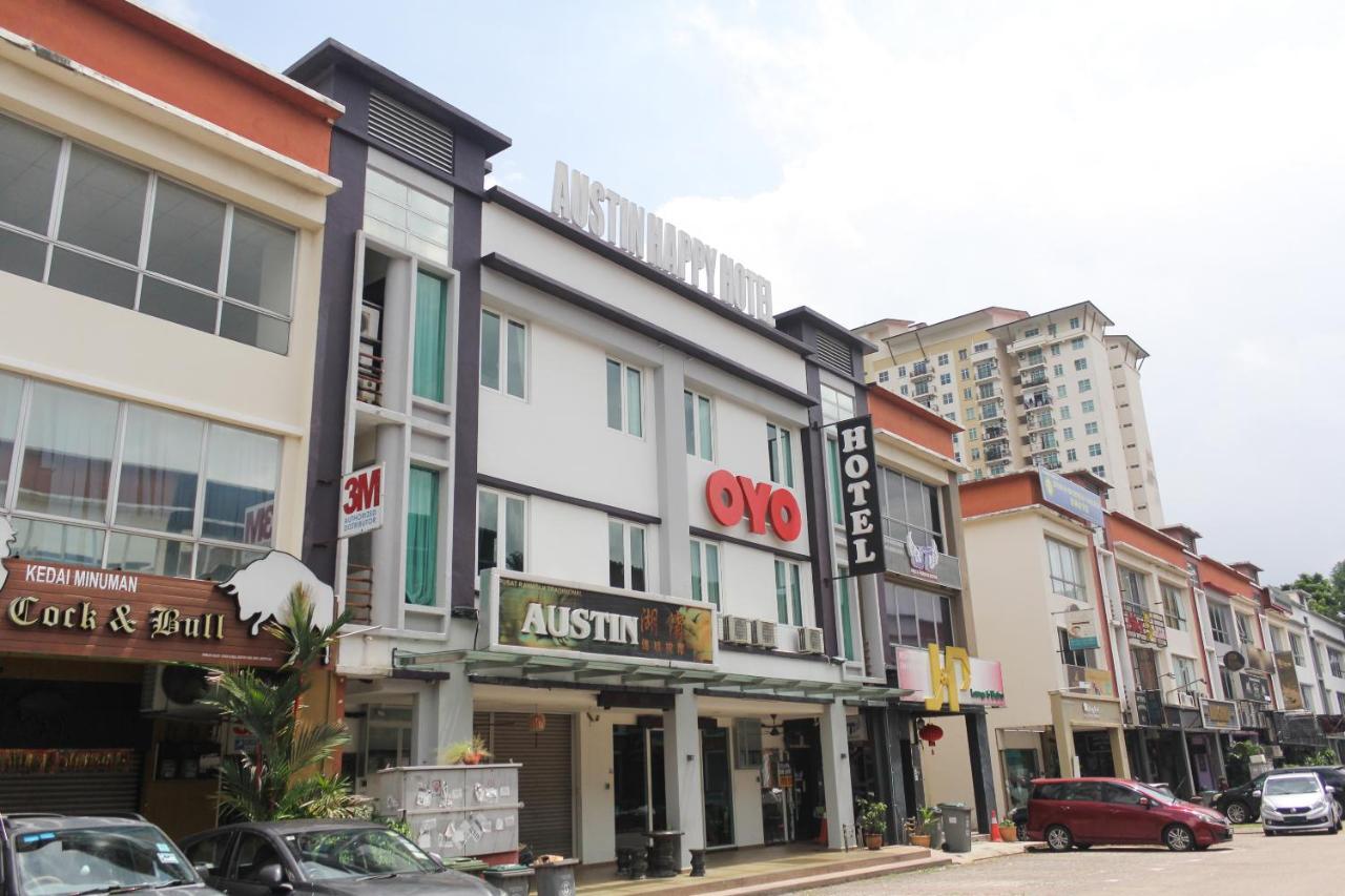 Oyo 90027 Happy Hotel Johor Bahru Bagian luar foto