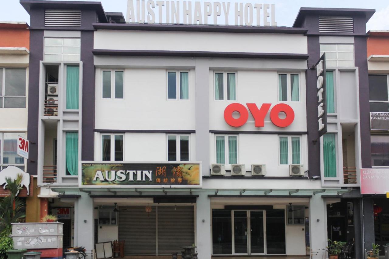 Oyo 90027 Happy Hotel Johor Bahru Bagian luar foto